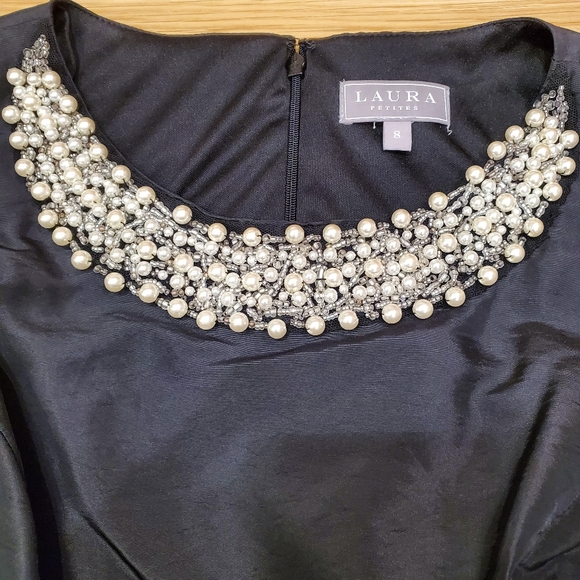 Full Length Black Gown - Picture 5 of 6